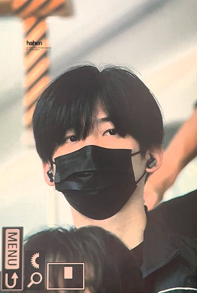 Hahen_205's tweet photo. 260829 ✈️✈️
#구정모 #정모 #JUNGMO
#크래비티 #CRAVITY https://t.co/xNKsu8Y1Va