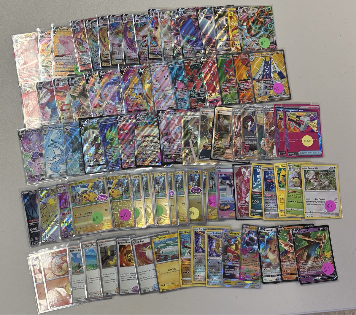 ZBurright's tweet photo. A little sneak peek at what’ll be in my sale later! Roughly 300 cards!

Conditions will be marked if not NM! 

Check in around 10 PM ET

RTs appreciated! https://t.co/vtooQHyTxU