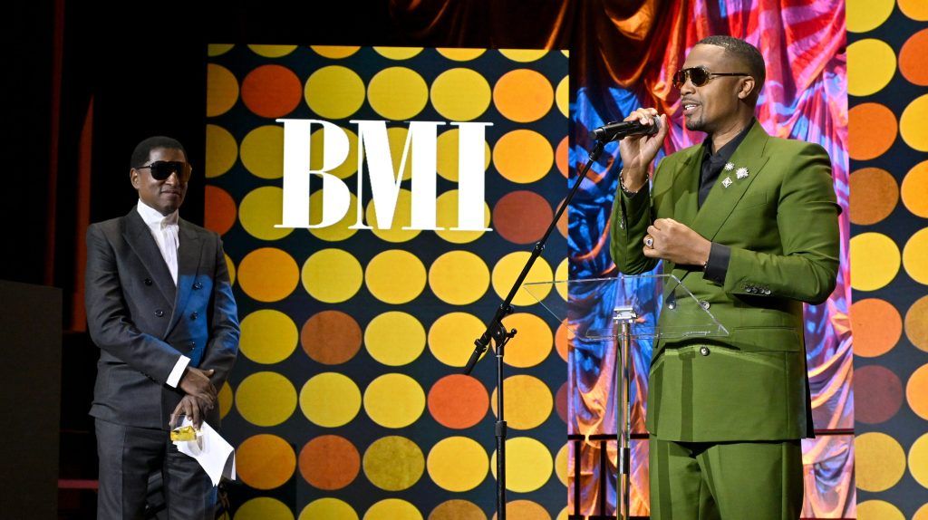 VibeMagazine's tweet photo. Watch @Nas accept the Icon Award at the 2026 @bmi R&amp;B/Hip-Hop Awards: "The things you dream about could really happen"  

➡️ https://t.co/hN18TXGuuP https://t.co/BONQ8yxZeb