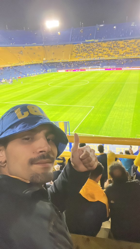 Manuel94410000's tweet photo. Vamos boca carajo https://t.co/XpTSTyQKgL