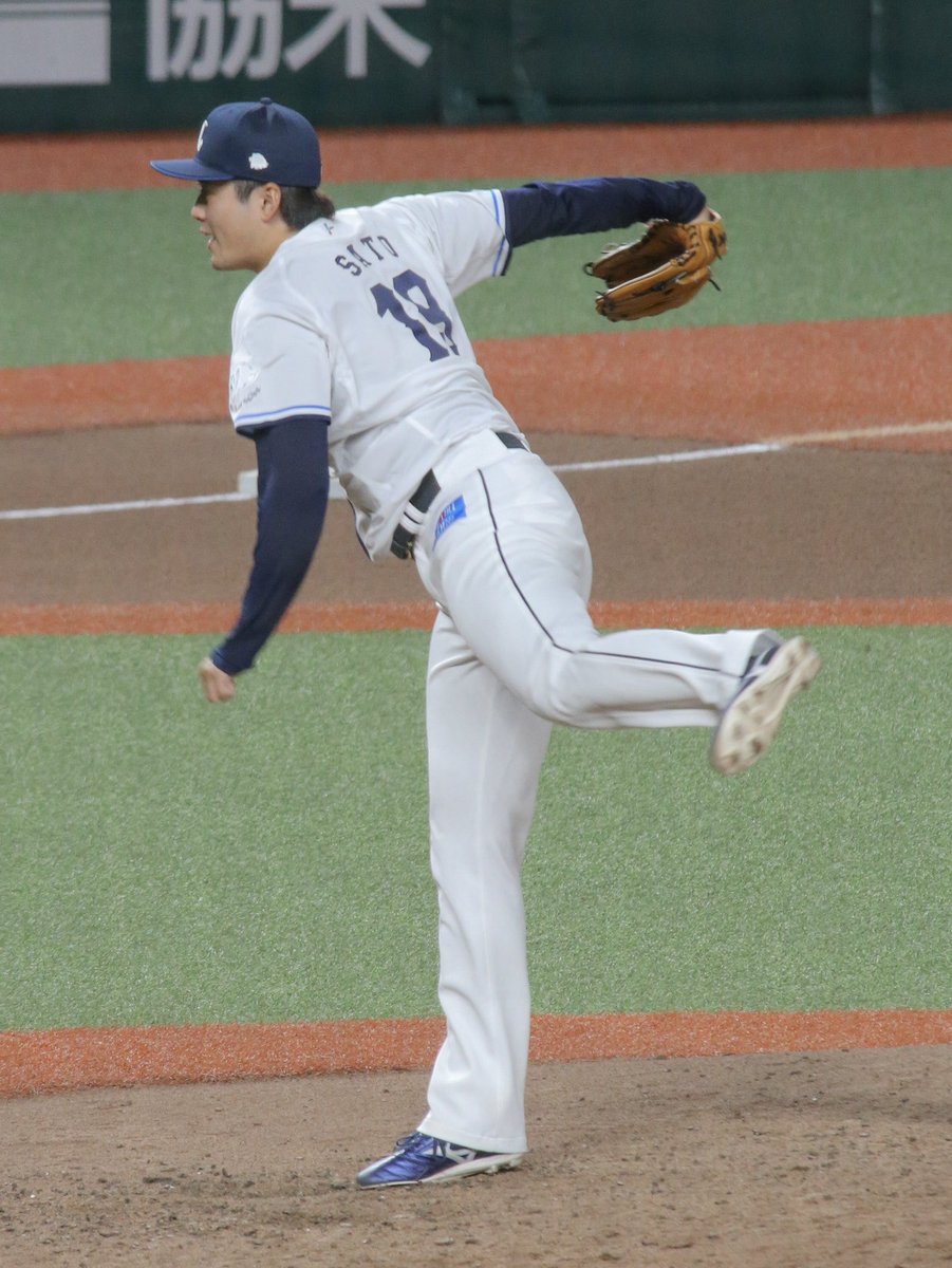 Doanlions's tweet photo. 見事1球で火消し成功🔥🧯
西口監督がこの日のターニングポイントだったと言った場面。首脳陣の期待に応える完璧な仕事でした👏✨
#ライオンズ #seibulions #佐藤隼輔　
2026.8.28 https://t.co/oEo5IIpncy