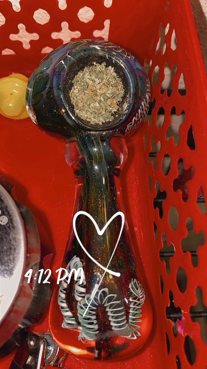 witchy1369's tweet photo. #stoned #420twt #stonertwt #drugtwt #fypシ゚viral #stoner  #chubby #fypviral #thick #sexy  #sweetface https://t.co/f8B6zRIaYP