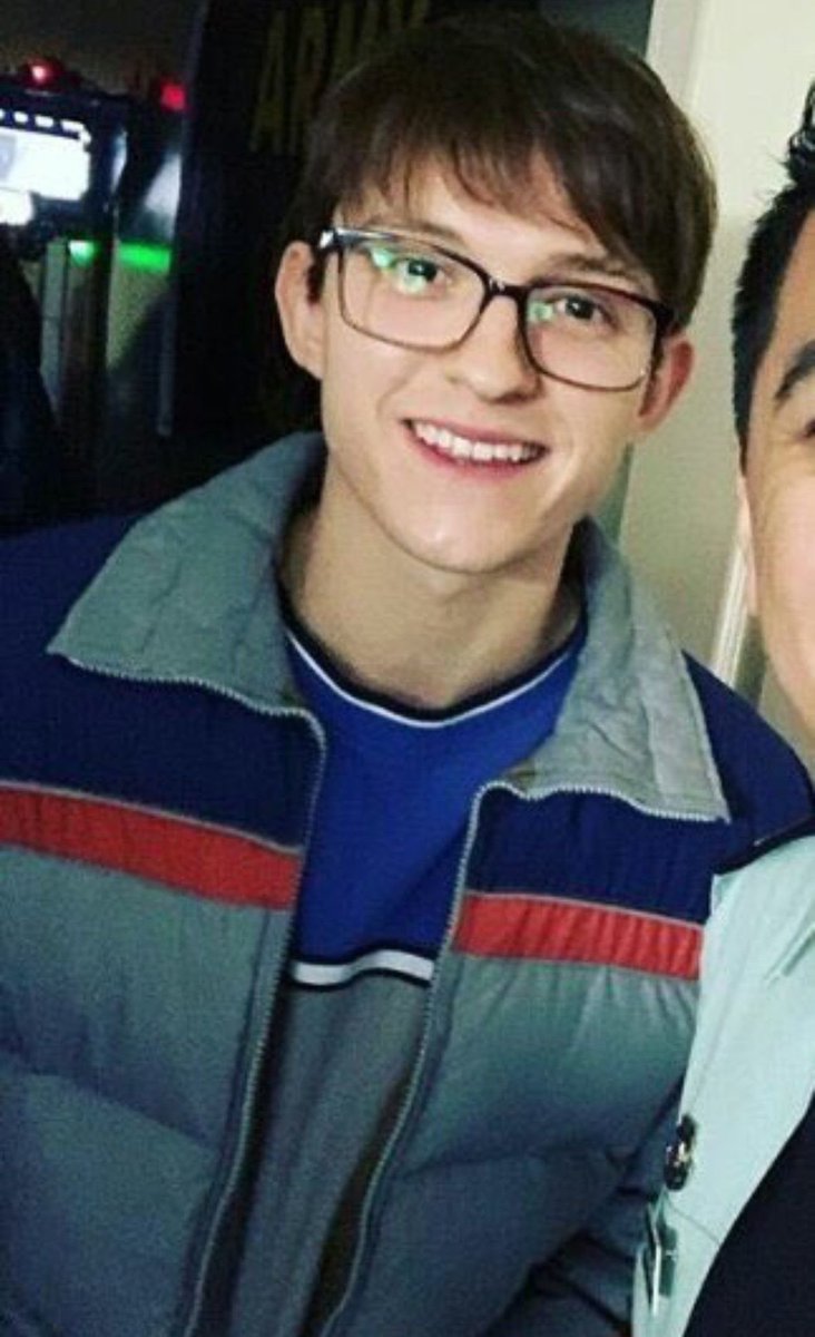djosprincess's tweet photo. the most peter parker he��s looked https://t.co/7Ojwp2jTIq