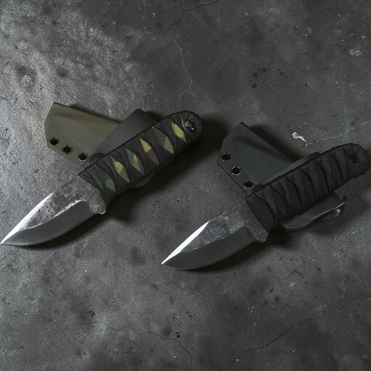 TenetCoKnives's tweet photo. Forager’s are back! 🤙

• 7” OAL 

•3.25” Blade 

•High Carbon Stainless Steel

•Tsukamaki Wrap Stabilized in Epoxy 

• Pull The Dot Soft Loop https://t.co/XCBl157euY