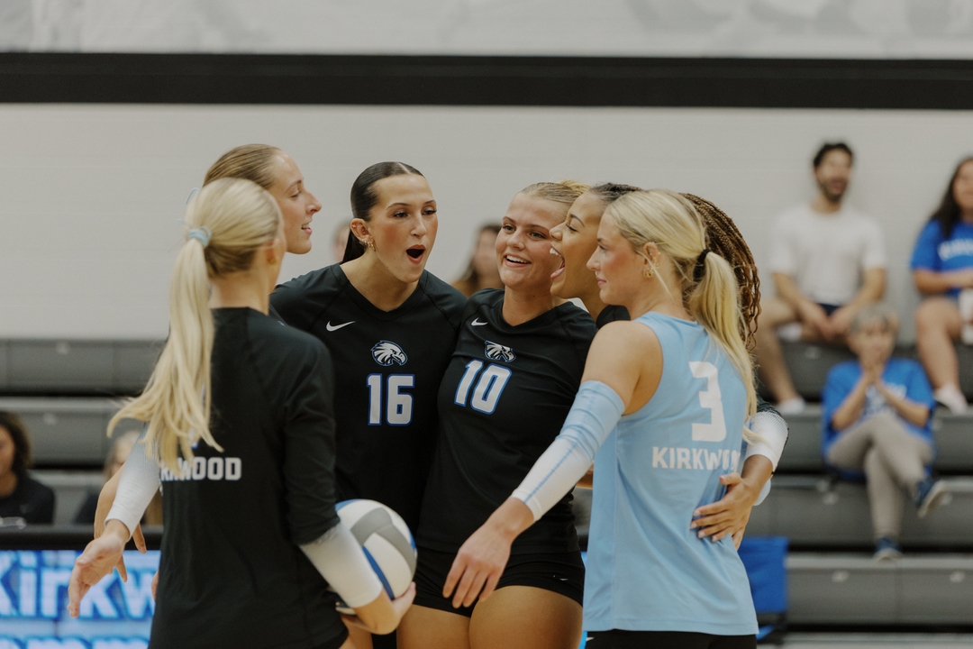 KirkwoodEagles's tweet photo. That feeling when the first week of classes is over>>>
#YouWinWeWin🦅 https://t.co/7NEQ2sdW6j