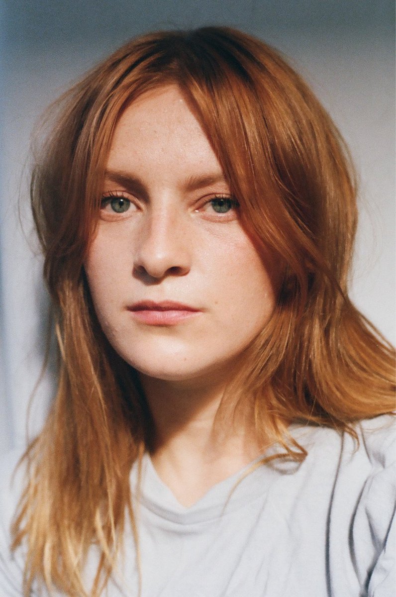 bestofphia's tweet photo. phia saban by milly cope https://t.co/VBDuE9g2mK