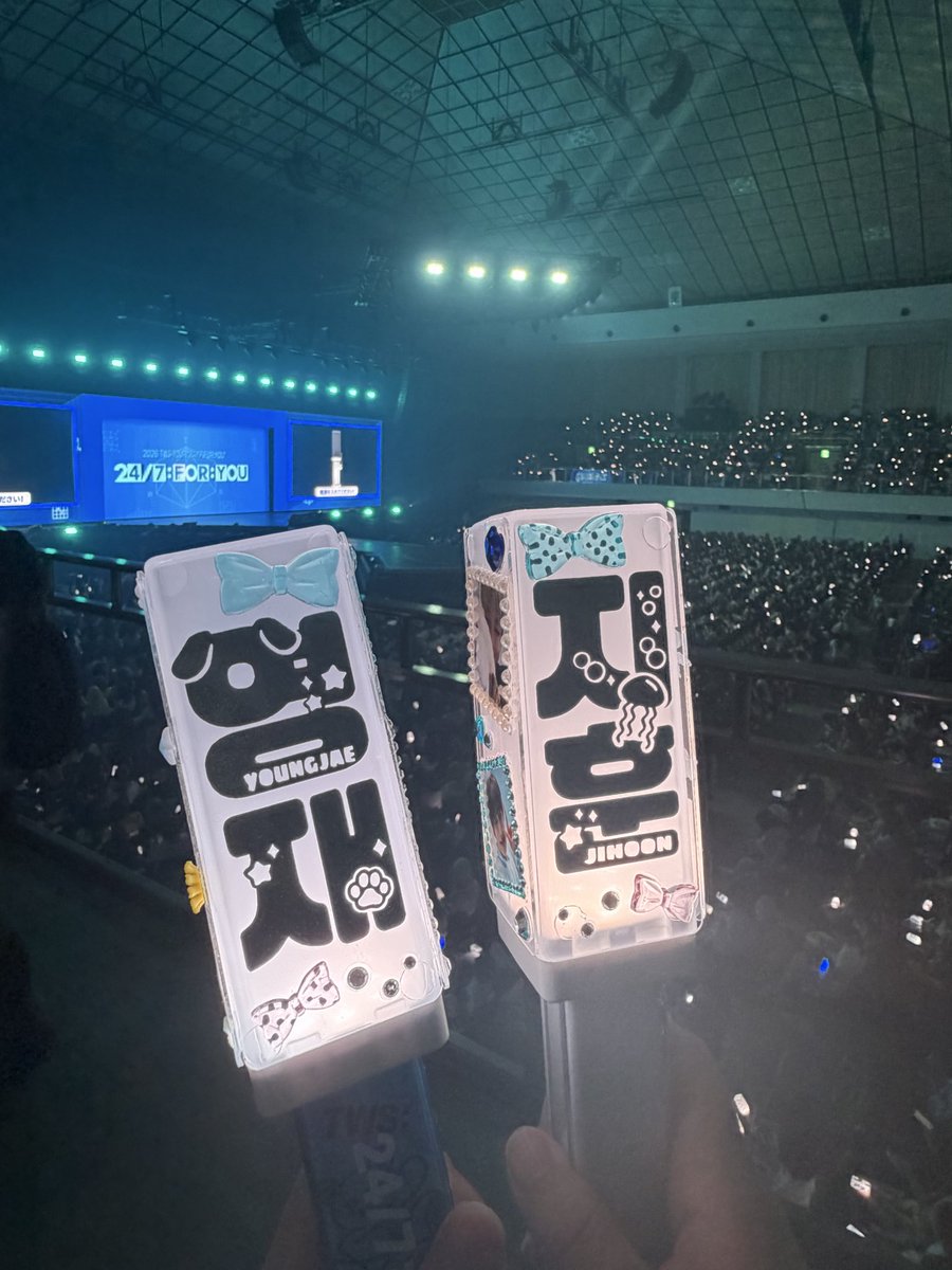 ayayaaaaaa_42's tweet photo. 昨日は楽しすぎた〜！！
今日も福岡飯とライブ全力で楽しむ🩵 https://t.co/jgpIrVU9qn