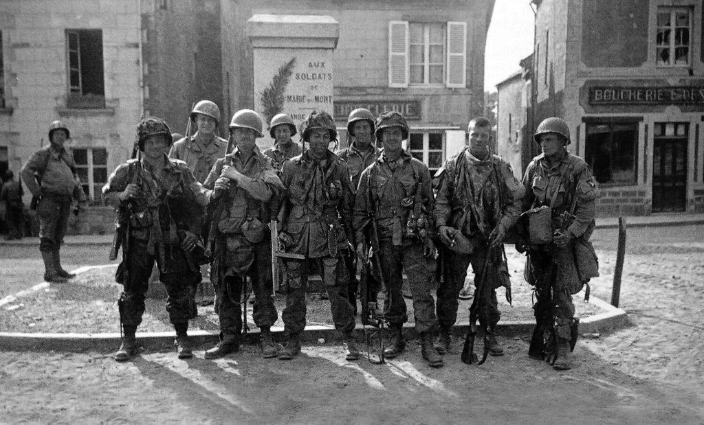 WW2Facts's tweet photo. Paratroopers of Easy Company, 506th PIR, "Band of Brothers", in the square of Sainte-Marie-du-Mont on June 7, 1944.

#History #WWII https://t.co/ffl4lbr6Fj