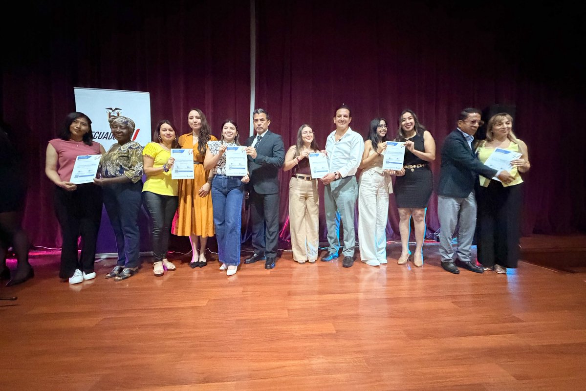 secap_ec's tweet photo. 🇪🇨🚀 ¡Más capacitación, más oportunidades para el #Guayas!

A través de “Compromiso por el Empleo”, el @secap_ec continúa capacitando y certificando a los ecuatorianos. 🎓💼

Seguimos fortaleciendo competencias y abriendo caminos hacia nuevas oportunidades laborales. 🤝✨ https://t.co/aBYXYR4oID