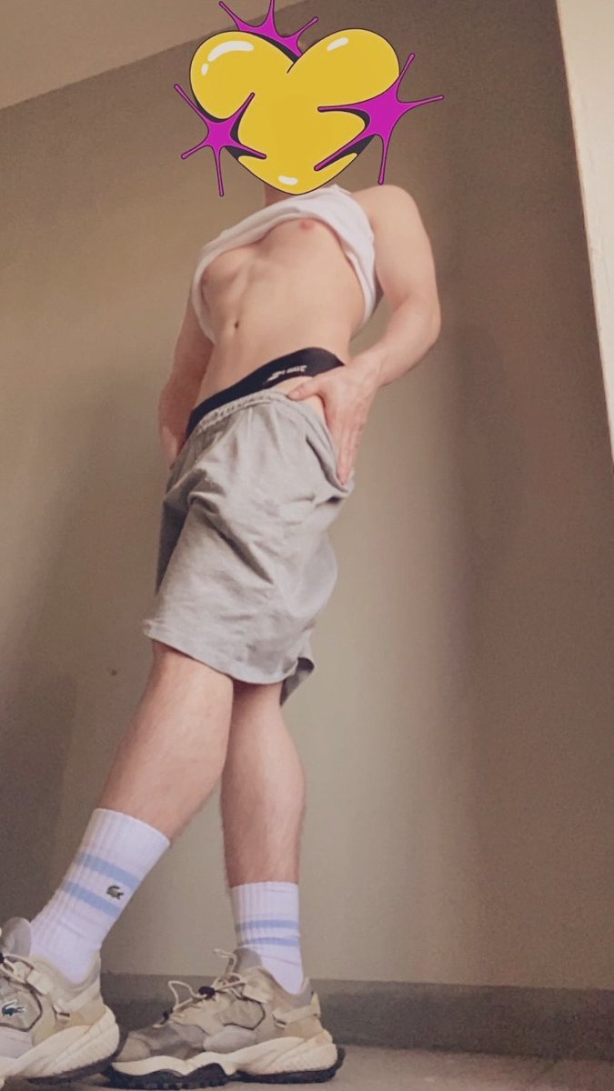 GeorgeHalfff's tweet photo. @AngeloUrquiaga Daddy, I want to sniff and lick your sweaty armpits https://t.co/PICTAzfyS0