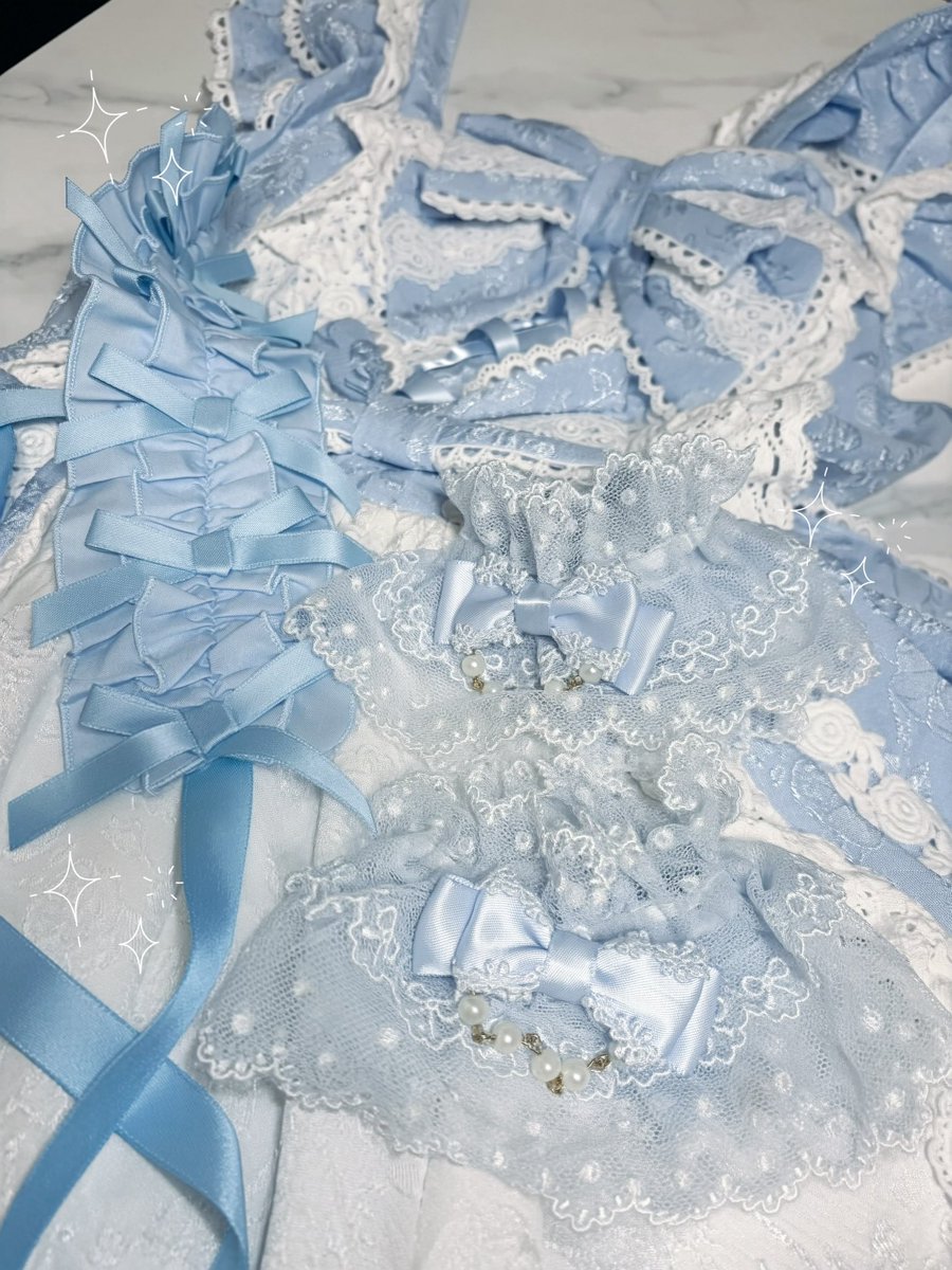 himearu0630's tweet photo. シャルミエールのジャンスカ、ヘッドドレス、お袖留めをお迎えしたよ〜⸝⸝> <⸝⸝🩵
視界が水色で神〜(˘•̥ω•̥˘)🩵 https://t.co/oKVmN3W03U