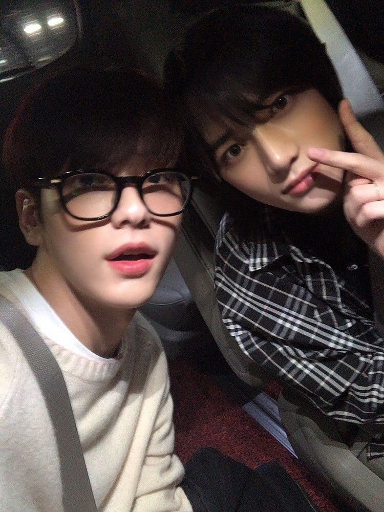 sulksoob's tweet photo. 🐰⬆🧸⬇️ (req)

sccbin has always had a thing for bgyv, his pouty lips, his pup-like attitude, he was too cute not to resist. all that whining gyv loved doing sure went away when sccbin was fucking his prostate, the poor puppy didn't even remember how to speak properly anymore... 
he just knew he wanted to continue getting used by his bf ;(((