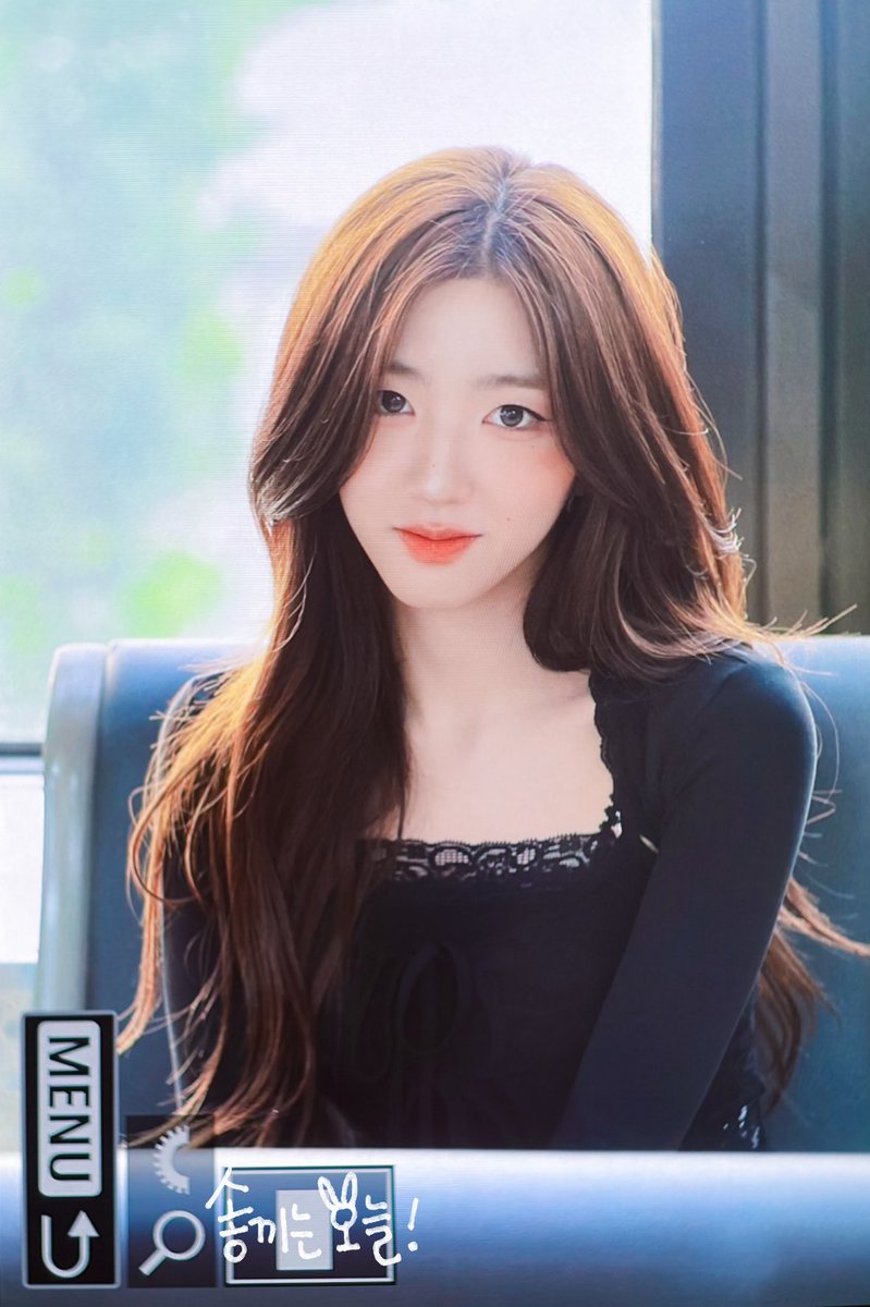 4S1lL's tweet photo. 260829

#박소현 #sohyun #tripleS https://t.co/5LfeGAAe0W