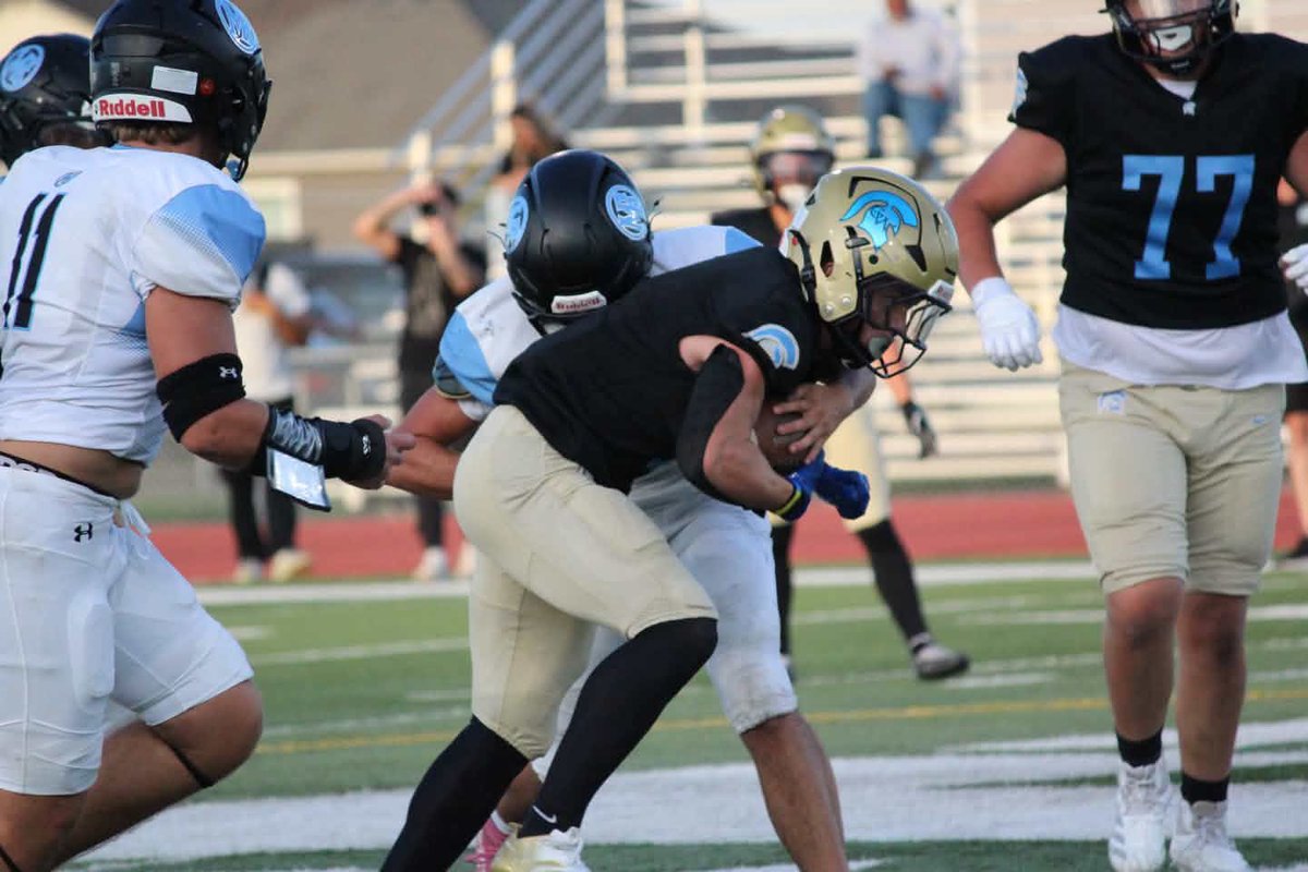 jaxlamb12's tweet photo. Greeley west vs Mountain View week 1 stats 

101 rushing yards in 2 quarters 
13 carries 
1 td 
7.77 yards per carry 

22-8 win!!! 

So blessed to have the capability I do! https://t.co/XCO9bbOdk6