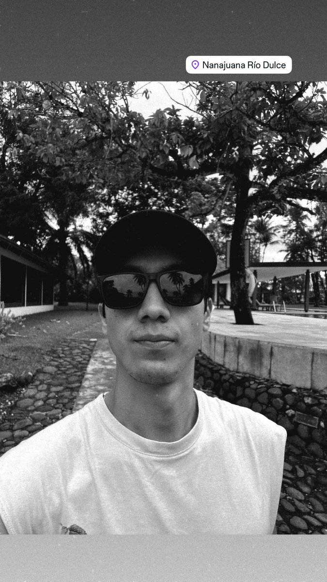 _DavidZapeta's tweet photo. Felices 30 :,) https://t.co/xGiw5jEqjX