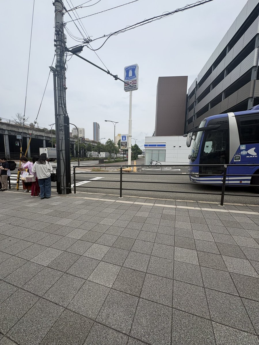 adagati_99's tweet photo. この目線の場所にいます！ https://t.co/4XwN6XGCYc