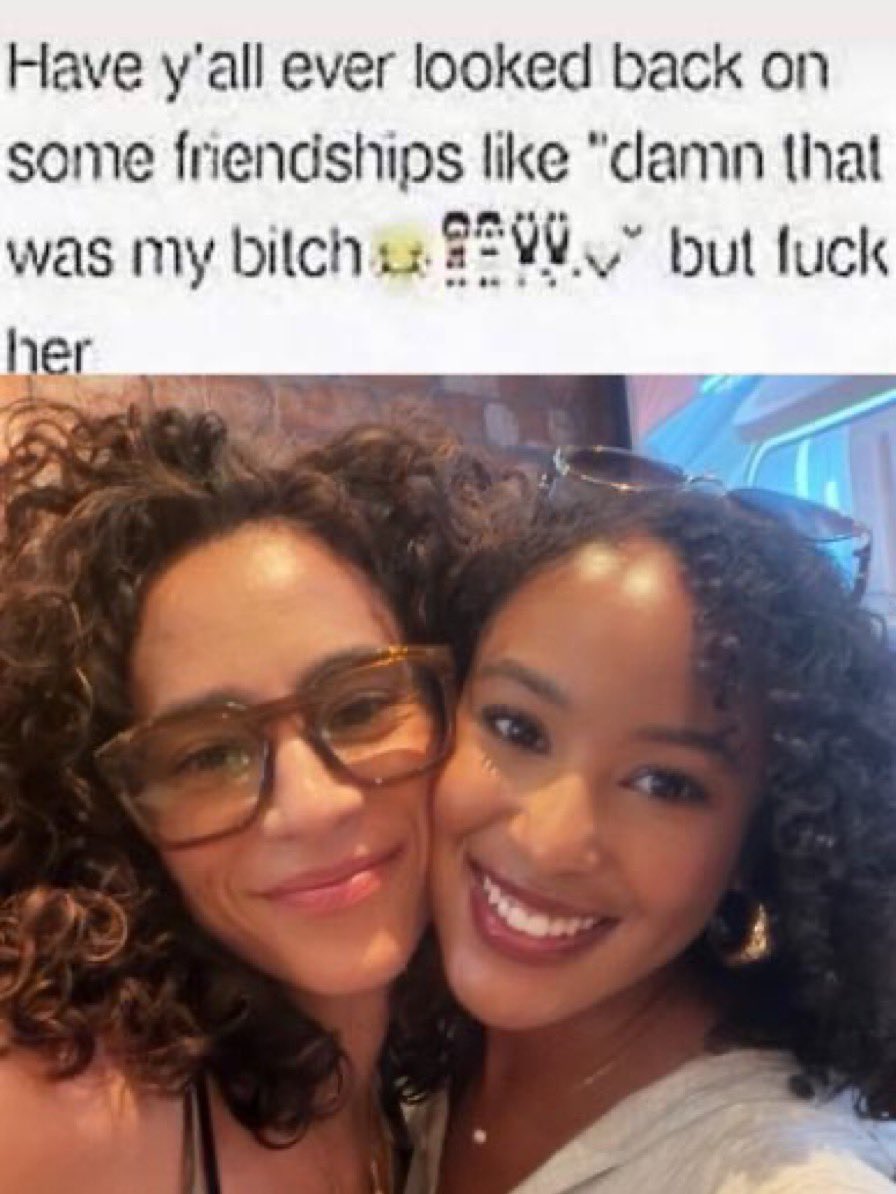 ootwdyke's tweet photo. everyday this picture becomes funnier and funnier #bb28 https://t.co/cQXcOv6dyv