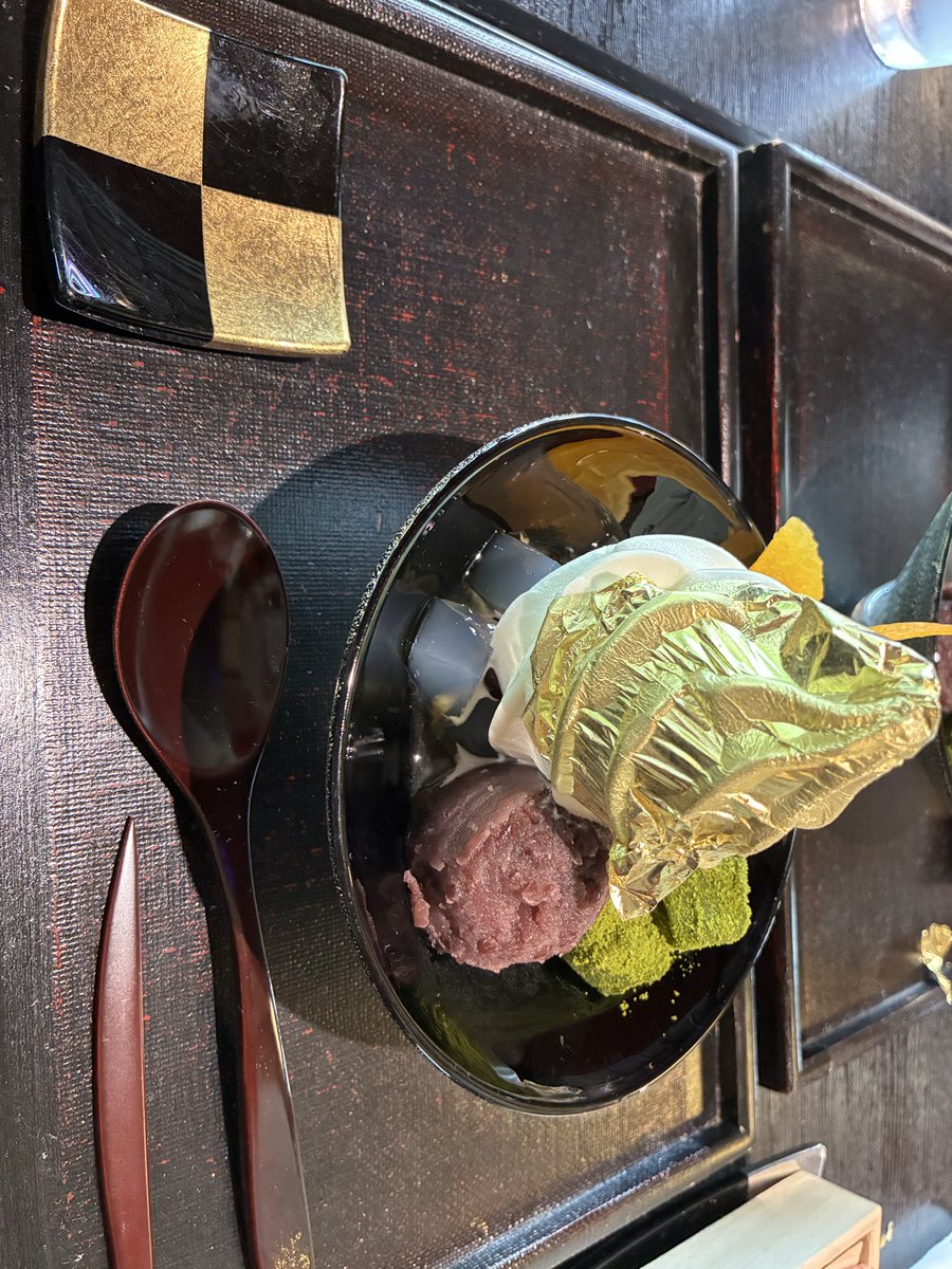 12Macky22's tweet photo. 友人と二人で金沢旅行。よりによって出発の日に大雨警報💦新幹線動いており無事に観光。お寿司最高！ https://t.co/8aJdFJZHou