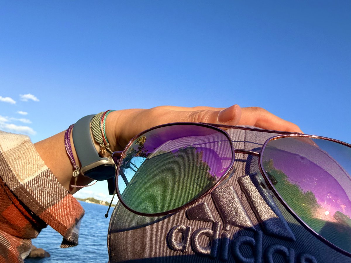 HeyItsMeMissJT's tweet photo. The place to be. #OnTheRocks #BeachResident #August #EndOfSummer #BeachBratOnDuty #WeekendVibes #TGIF #AlwaysOutside #RamseyLake #HikeIt #SwimIt #EnjoyIt ☀️🌊⛵️💜😎 https://t.co/u9NZYKbJfY