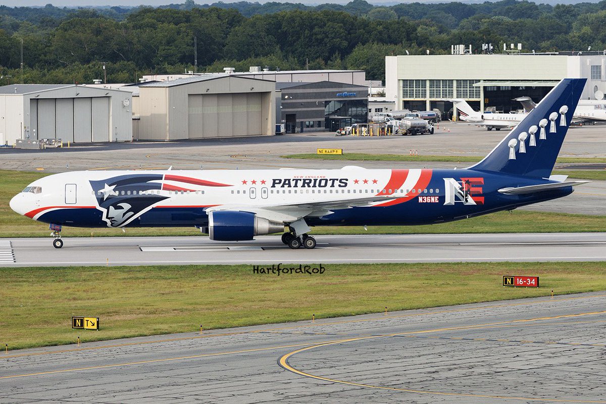 HartfordRob's tweet photo. Well..this was a surprise. The Patriots repainted their plane just in time for the 2026 season. It arrived PVD earlier this evening for the first time with the new paint. https://t.co/A5apzNarMm