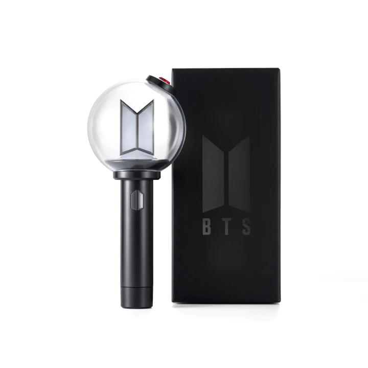 snowflowergifts's tweet photo. BTS Lightstick Giveaway ⭑.ᐟ

⋆ 1 winner ♡
⋆ retweet &amp; like
⋆ followers only

— worldwide | ends 24hrs https://t.co/fch0uQ1Sx3