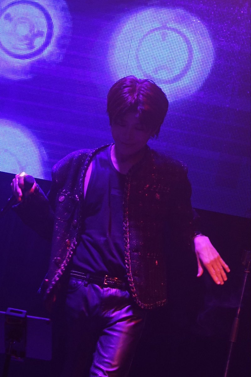 aoi_official's tweet photo. 【１週間後大阪集合です🎤】
9/5(土)に開催しますVOICE6-OSAKA-<Fan Meeting>チケット残りわずかとなってきています！！
ミニライブ、トークショー、サイン、握手会
と内容盛りだくさん✨是非ご参加下さい☺️

—— VOICE6-OSAKA-<Fan Meeting>——
2026年09月05日(土)OSAKA MUSE BOX
大阪市中央区心斎橋1-5-6 ミューズ389ビル2F

内容：トークショー / 握手、サイン会
出演：向日 葵
OPEN 16:00 /START 16:30
終演予定 18:30（握手、サイン会含め）
TICKET
All seating 前売¥3,000(税込)/当日¥3,500(税込)
当日DRINK代別途¥700/ 入場整理番号付

●前売りチケット
・購入ページURL
https://t.co/X6Bb9YkJke

問い合わせ）MUSE BOX　06-6245-5451