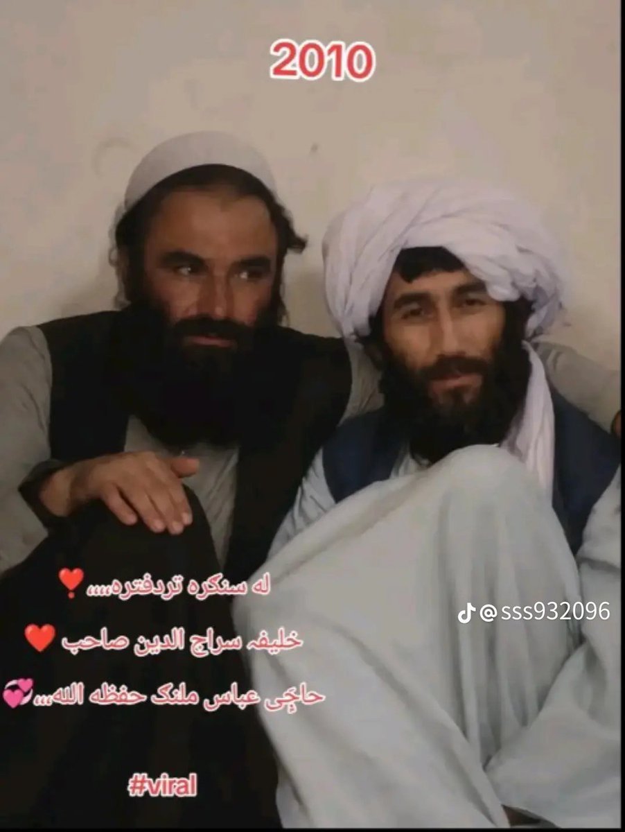 Hamasi166451's tweet photo. له سنکره تر دفتره 
خلیفه سراج الدین حقانی صاحب
حاجی عباس ملنګ صاحب
دفتر عکسونه یی کمنټ کی👇 https://t.co/ziE82FgnbO