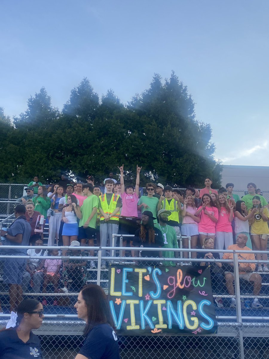 Image for the Tweet beginning: Great support tonight at the