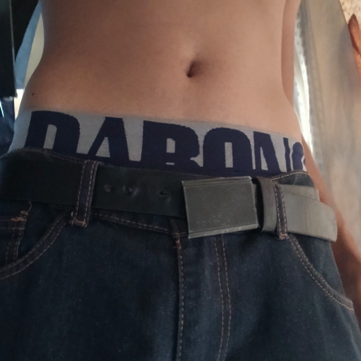 Ositounico28's tweet photo. Que ganas de que alguien me quite el pantalon https://t.co/RWNCWvPvmp