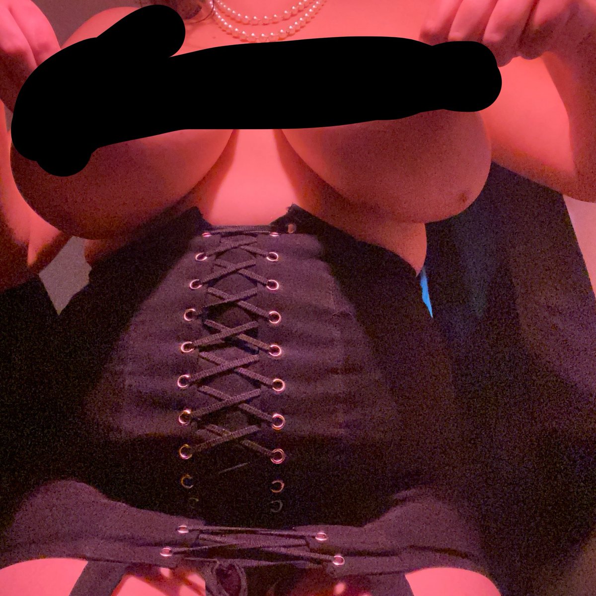 SinnerSybil's tweet photo. Want to see my Triple D’s? ;)

Photos- 10$
Video set- 25$
Dm me your fantasy xx https://t.co/6WQgWwdAVX