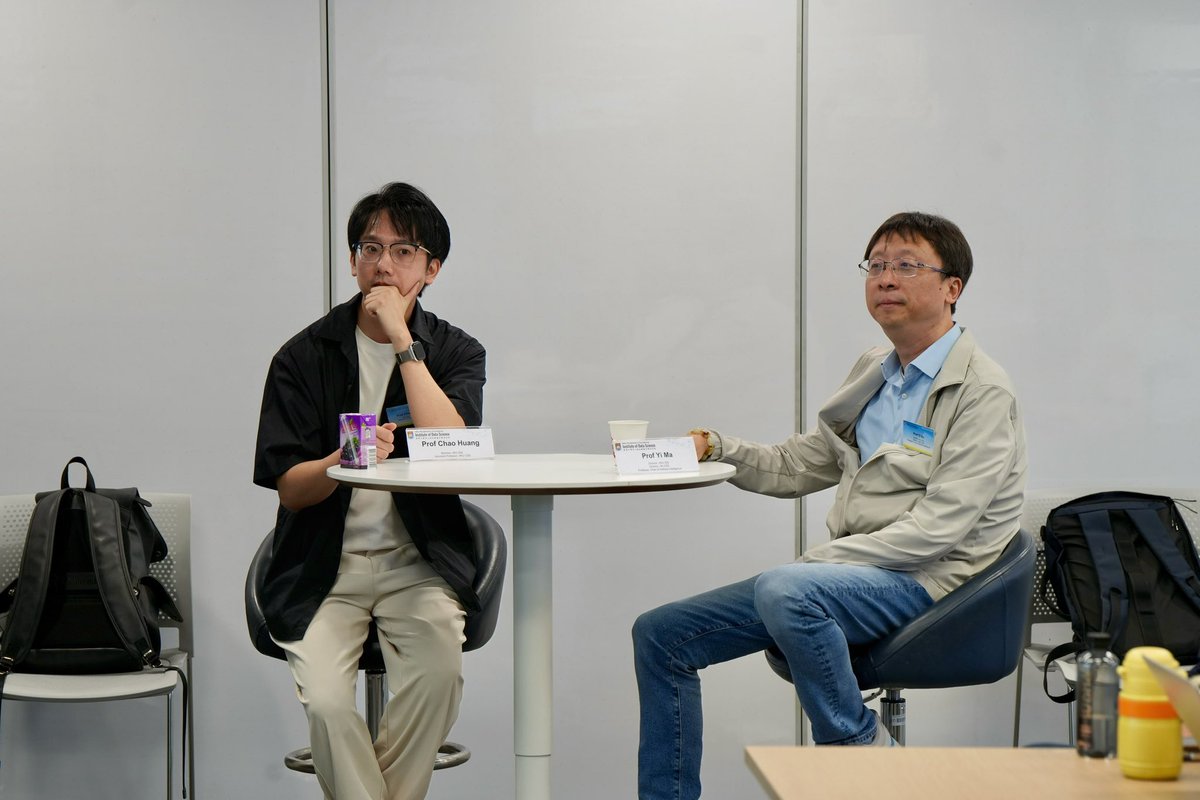 hkudatascience's tweet photo. IDS Summer Workshop 2026 🪄 Participants learnt, discussed, researched, and experimented in small groups, bringing different perspectives together for the Capstone Project presentations. @huang_chao4969 @YiMaTweets 

#HKU #HKUIDS #DataScience #AI #AIAgents #SummerWorkshop https://t.co/ymdngGjykI