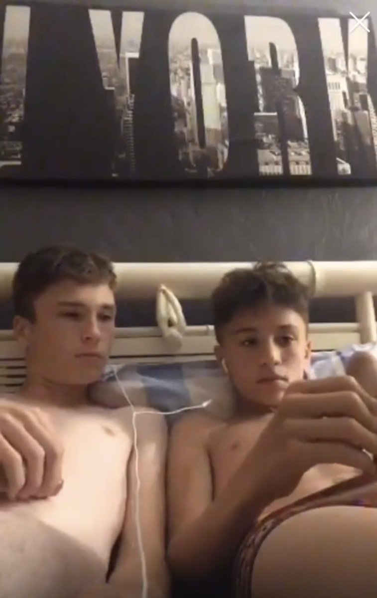 andresilva70's tweet photo. Sells individual files 
Bait request available 
VIP channels access 🥵🏳️‍🌈
#Str8 #str8bait #baited #straight #straightbait #baitedboys #str8baited #straightbaited #baitboy #baits https://t.co/TH4eTeewUu