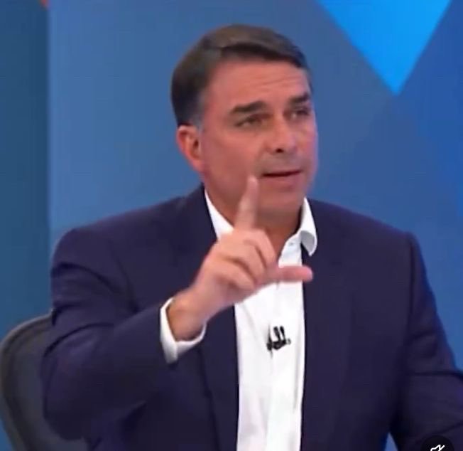 schimadani's tweet photo. @legadaodamassa Segue o líder. https://t.co/HDaMoFYVN4