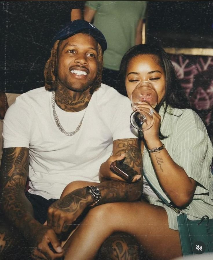 Bigdawg_Fly's tweet photo. Lil Durk and India Royale.🖤

Before everything changed, they were locked in.📸 https://t.co/9jFkvs8t2C