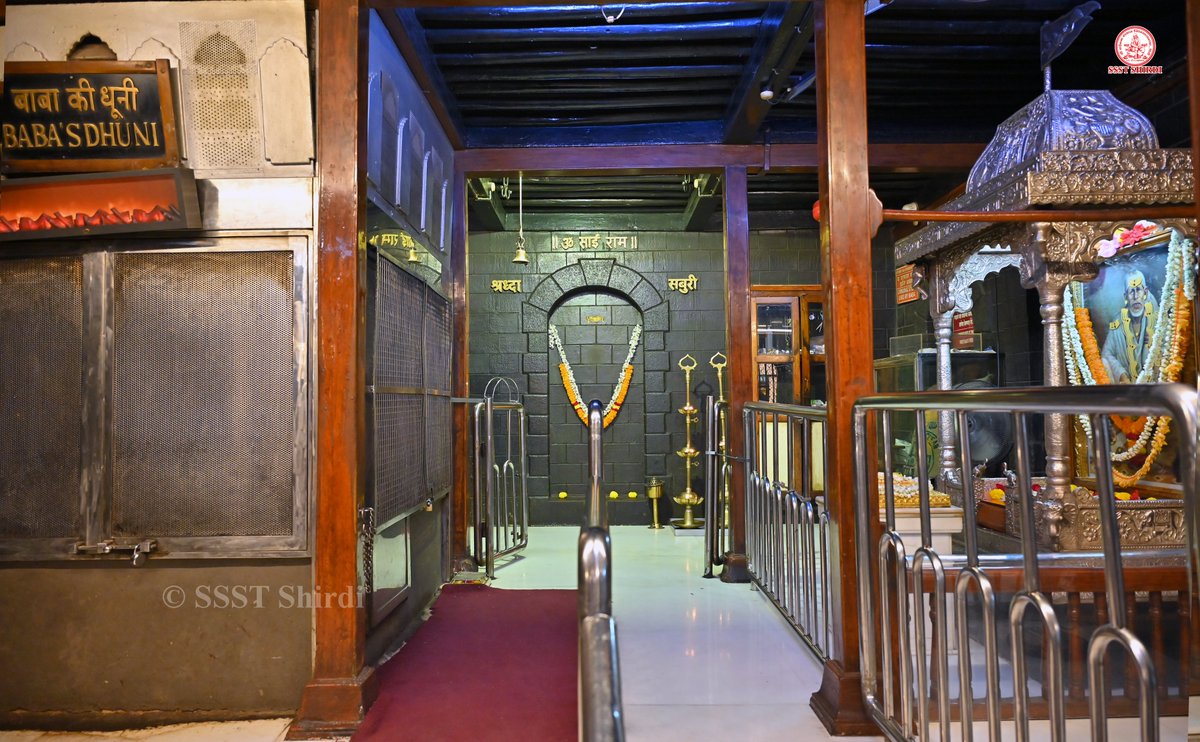 SSSTShirdi's tweet photo. *!! ॐ साई राम !!*
*श्री साईबाबा संस्थान विश्वस्त व्यवस्था,शिर्डी*
*!! ॐ Sai Ram !!*
*Shri Saibaba Sansthan Trust, Shirdi*
≈≈≈≈≈≈≈≈≈≈≈≈≈≈≈≈≈ 
*आरती :-शिर्डी माझे पंढरपुर*
*शनिवार २९ ऑगस्ट २०२६*  
*Aarti :-Shirdi Majhe Pandharpur*
*Saturday 29 Aug 2026* https://t.co/HzXvRLvdFu