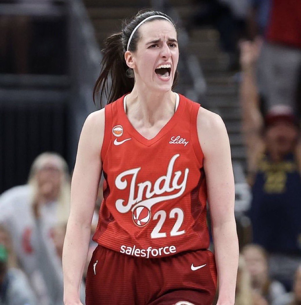 TheHoopCentral's tweet photo. CAITLIN CLARK TONIGHT:

34 POINTS
12 ASSISTS 
5 REBOUNDS 
3 STEALS
12/19 FGM
6/12 3PM
+32 +/-
34 MINUTES 

🔥🔥🔥🔥🔥 https://t.co/RFiiNAVS5T