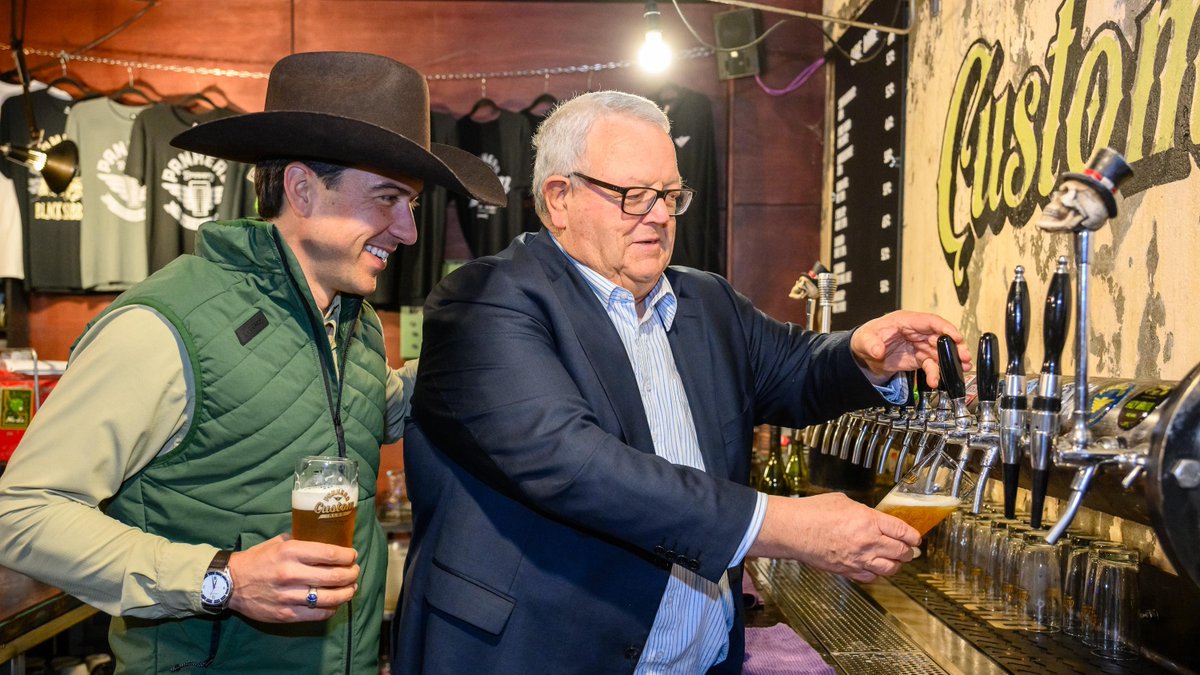 UnderSecTFAA's tweet photo. Excellent day in New Zealand advancing U.S. agriculture with our delegation:

🇺🇸🤝🇳🇿 Met with MPI Director General Ray Smith to strengthen our science-based partnership and keep markets open and predictable for producers.

🐂🧬 Witnessed U.S. cattle genetics in action at Te Taumata cattle ranch — Herefords!

🍷🍇 Discussed opportunities for California wine and wine grapes with Runholder Vineyard!

🍻 Poured pints of a specially-brewed @USDA Pale Ale with the Right Honorable Speaker Gerry Brownlee at Panhead Brewery where the beer showcases 3 U.S. hop varieties!

American producers are having an incredible impact in New Zealand. I look forward to further expanding opportunities for U.S. producers and consumers overseas! 🇺🇸🌎