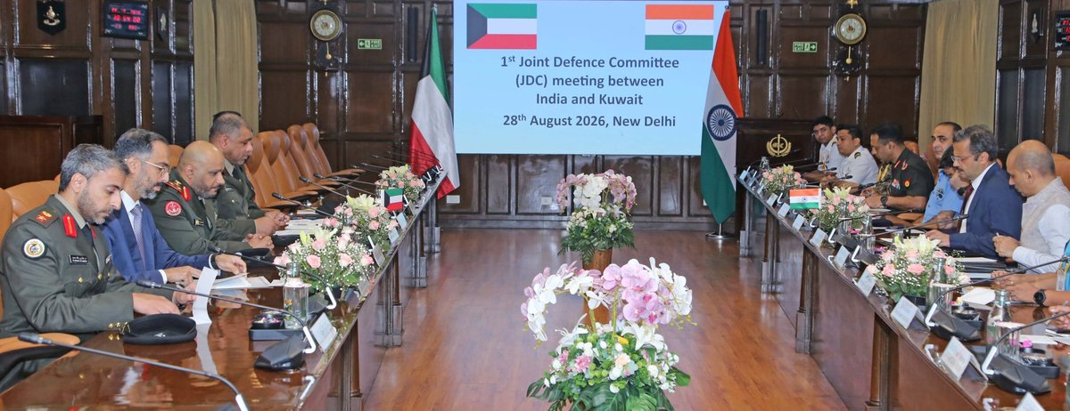 AIRNews_Chennai's tweet photo. Deepening defence partnerships!
India and Kuwait hold inaugural Joint Defence Committee (JDC) meeting in New Delhi yesterday.
#IndiaKuwait #DefenceCooperation #JointDefenceCommittee #BilateralTies #MaritimeSecurity #MilitaryDiplomacy #NewDelhi #AIRNews @MIB_India @DefenceMinIndia