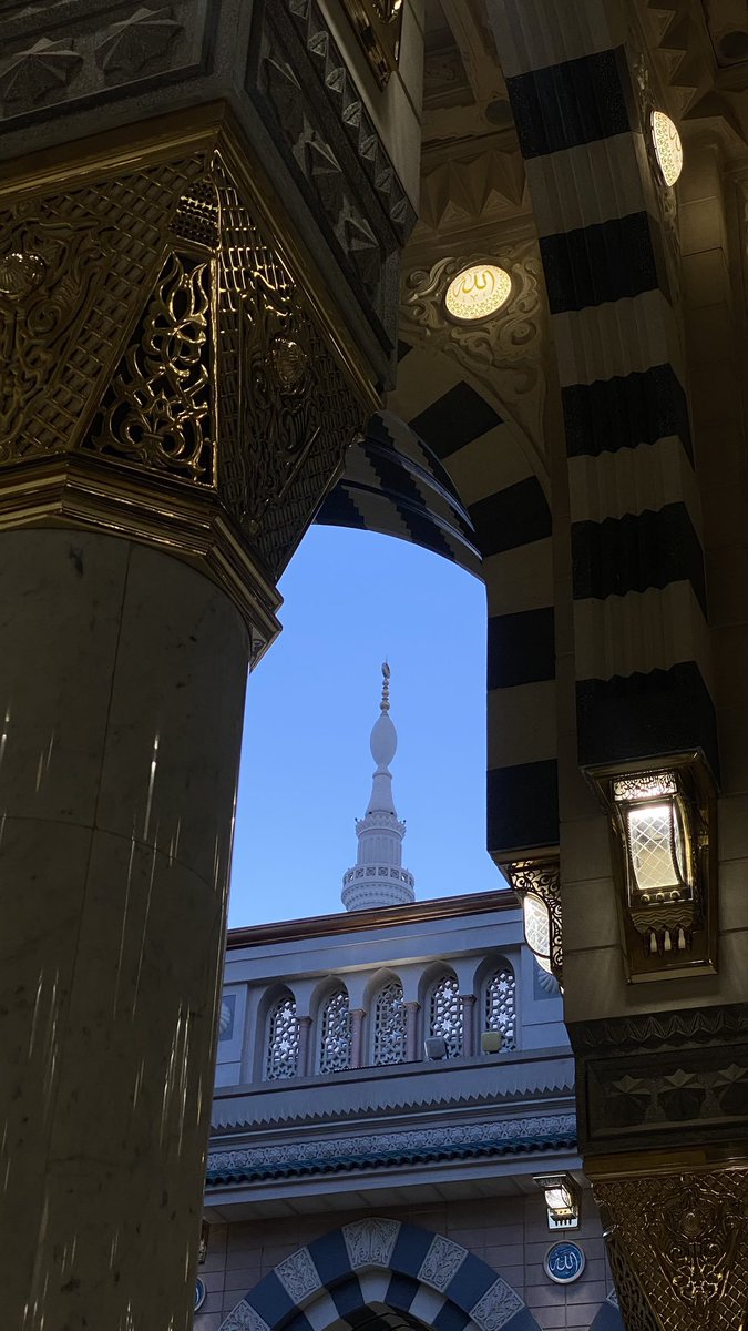 Fadelh_Alasheby's tweet photo. ﴿أَلَم يَعلَموا أَنَّ اللَّهَ هُوَ يَقبَلُ التَّوبَةَ﴾

قال رسول الله ﷺ : "لَلَّهُ أشدُّ فرحًا بتوبة 
عبده من أحدكم يجدُ ضالَّتهُ في المكان
 الذي يخاف أن يقتله العطش فيه".

لا تيأس؛ مهما تكرر ذنبك جدد توبتك ..
 فهناك ربٌّ رحيم يقبل توبتك ويغفر ذنبك. https://t.co/wDfTbIas0Z