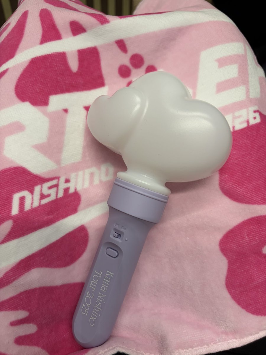haa___yan's tweet photo. 京都公演とても楽しかった🩷
「えーじゃなくて？」
「湯葉ー！」
はなんか新鮮で面白かった✨ https://t.co/eKaoNWUrBr