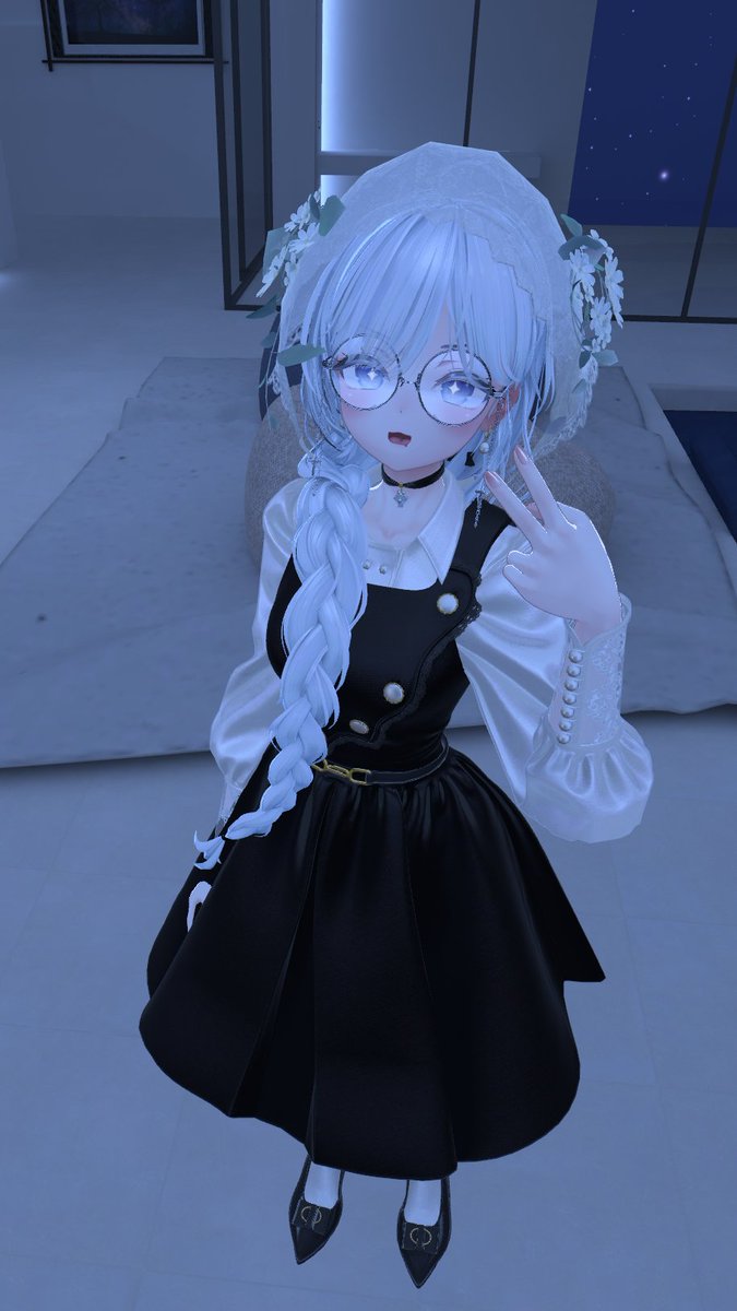 ROMruze_VRC's tweet photo. お嬢様しおちゃん。
リリーベルの肖像、シルクのような光沢感がとてもよいです。

（一旦、半額SIUSIUちゃんも買った） https://t.co/zQfn4l38cm