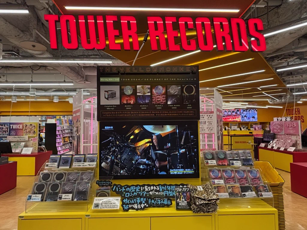 タワーレコード渋谷店 a X: 