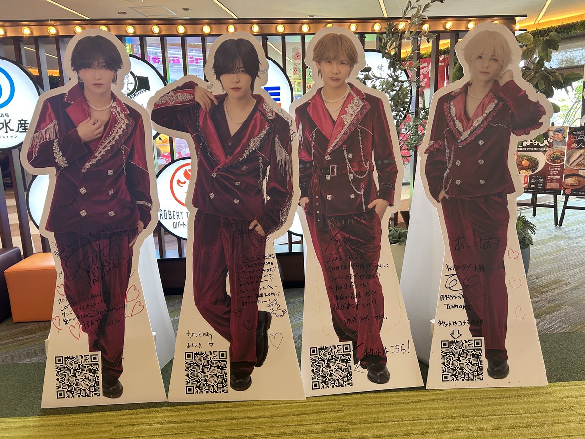 emichiwako's tweet photo. 見たことある方々のパネルがあってビックリした💦 https://t.co/6DrkyZW8Hx