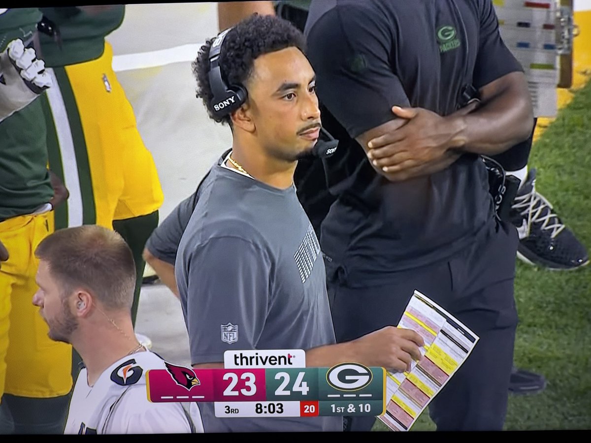 cheeseheadtv's tweet photo. Jordan is taking matters into his own hands https://t.co/so8Pia0dHL