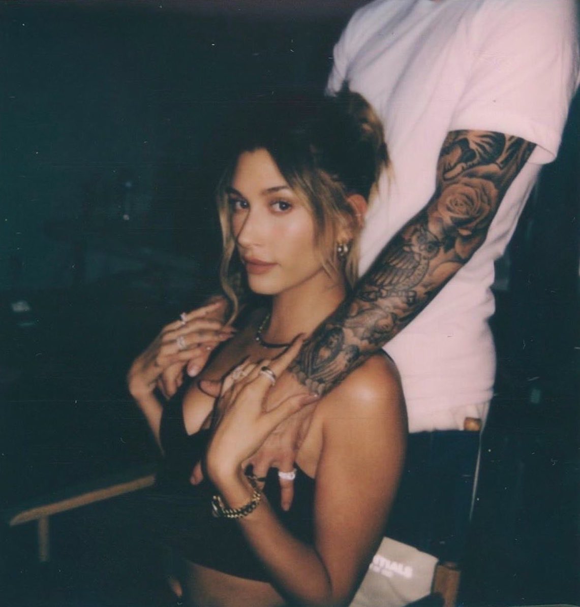 beaniscutie's tweet photo. okay justin 🫦 https://t.co/0rR7T4KxAf