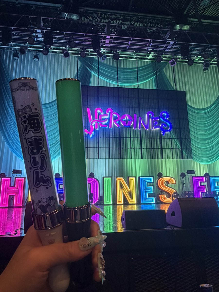 nyan__mint_'s tweet photo. まりんちゃん2列目いるよー🥺💚💚
 #海まりん https://t.co/Gx20MiHv7i