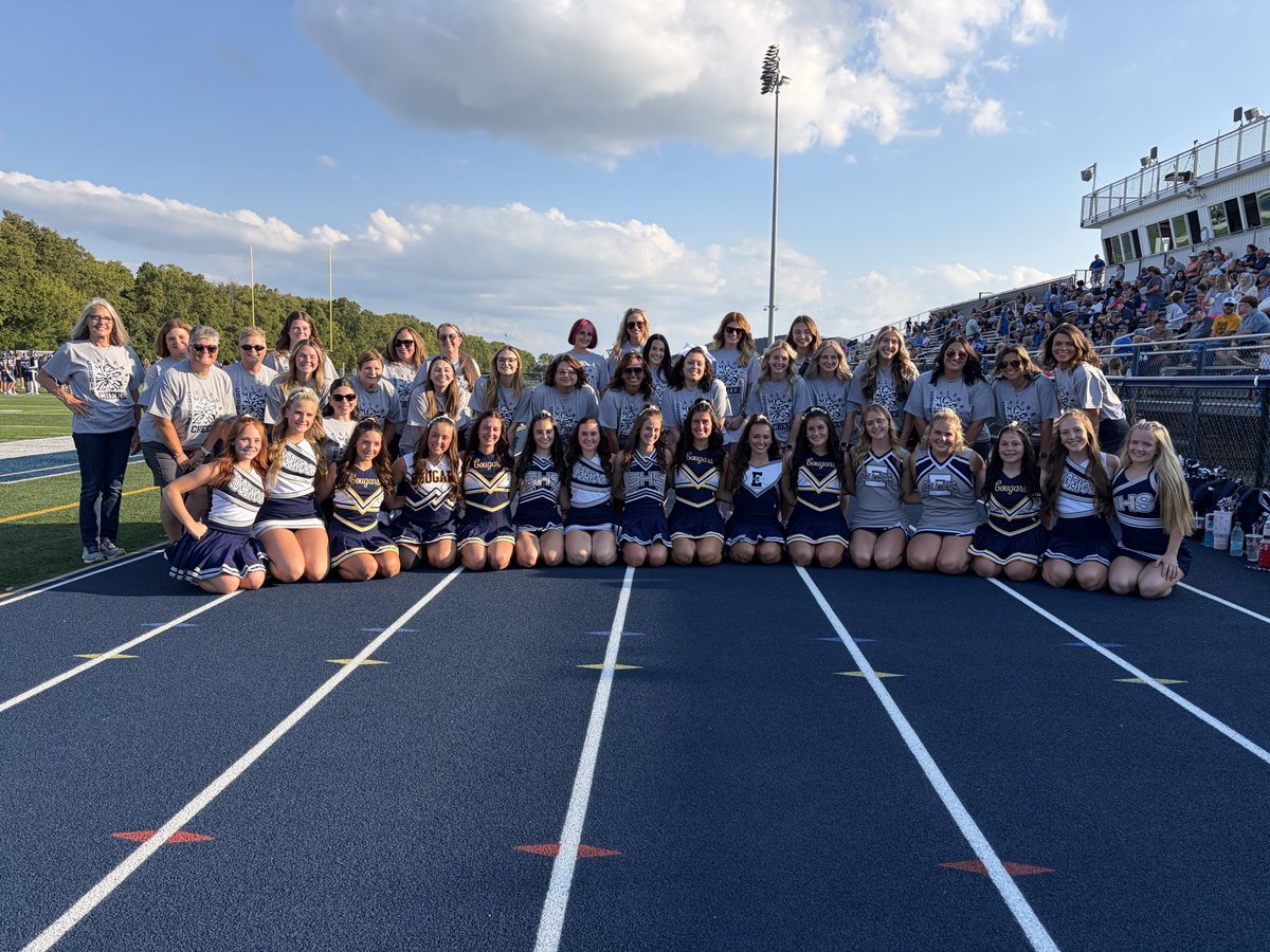 EHSCougarsCheer's tweet photo. Week 2 Alumni Night for the WIN! Huge victory for our Edgewood Cougars! Loved getting to celebrate the history of Edgewood Cheer with all our alumni! https://t.co/Ma0YHmGekw