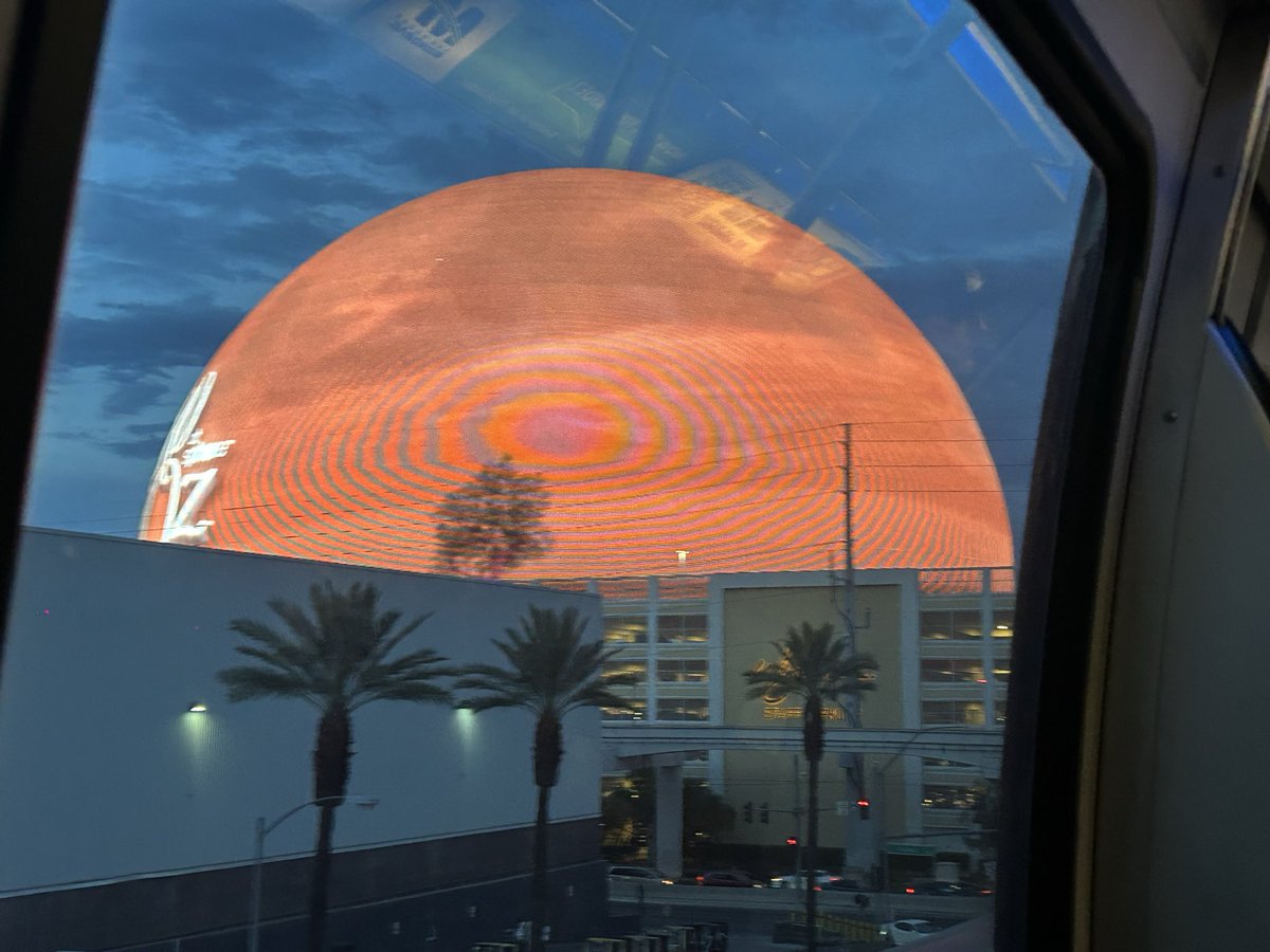 ControlKeymx's tweet photo. @lvmonorail  Emocionada para el concierto https://t.co/aT9cBwZ2l6