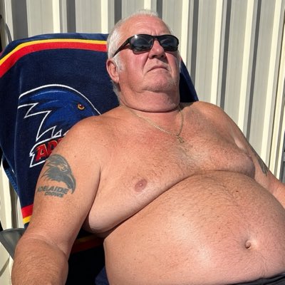 harold_crom's tweet photo. #NewProfilePic https://t.co/OBq0skkWjz