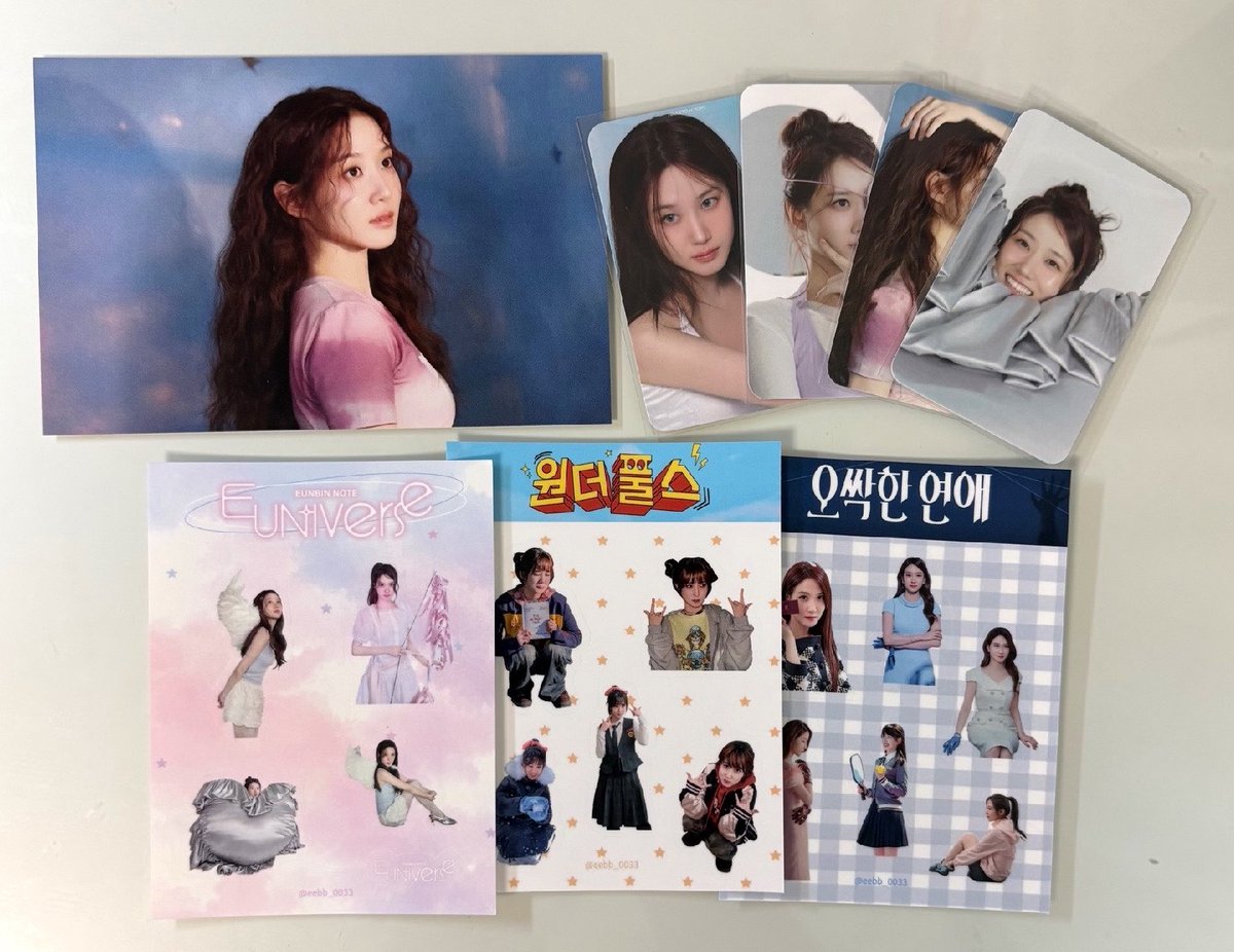 eebb_0033's tweet photo. <은빈노트: EUN-iverse> 현장 나눔합니다🍀

엽서 1장, 캐릭터 스티커(은빈, 채니, 여리) 랜덤 1종, 포카 랜덤 1종으로 구성되어 있습니다! 

소량만 준비해서 맞나눔은 받지 않고, 현장에서 만나는 많은 빙고분들께 나눠드리려고 합니다🥹
9월 5일에 팬콘서트에서 만나요!🩷💚 #박은빈 https://t.co/QtiAySKDb0